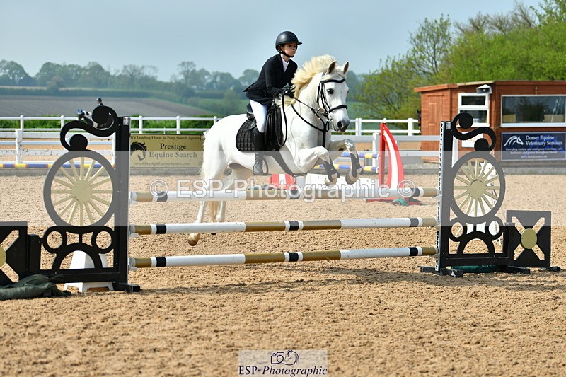 230514A-101045-02181 - Cls 22 Pony Discovery & 90cm Open