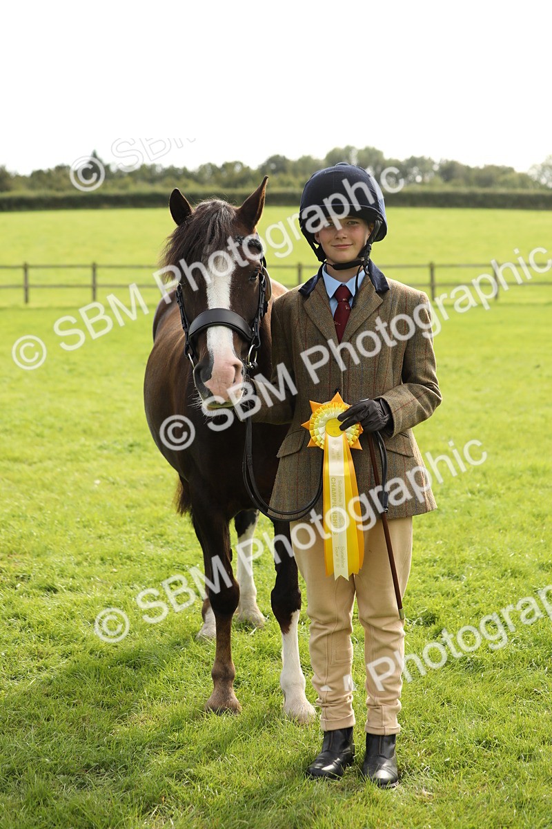 SBM_68754 - S40 - Junior Handler 9-12 Years