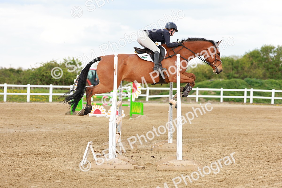SBM_002721 - Class 5 - Senior Foxhunter - 1.20m