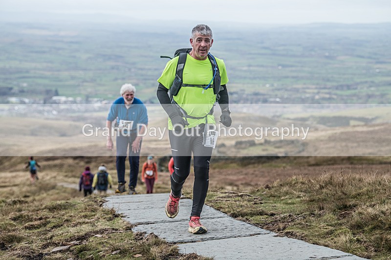 Nine Standards-577 - Nine Standards Fell Race Thursday 1st January 2026