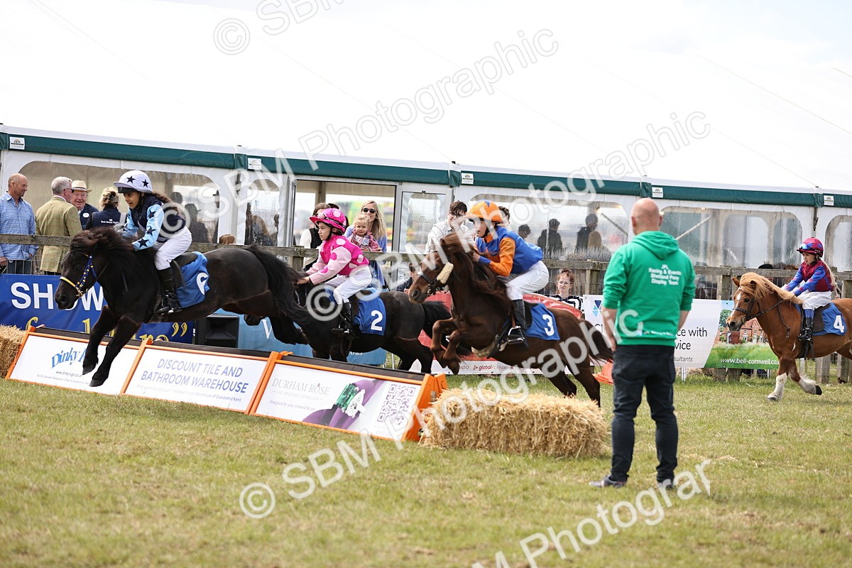 SBM_16460 - Dinky Derby