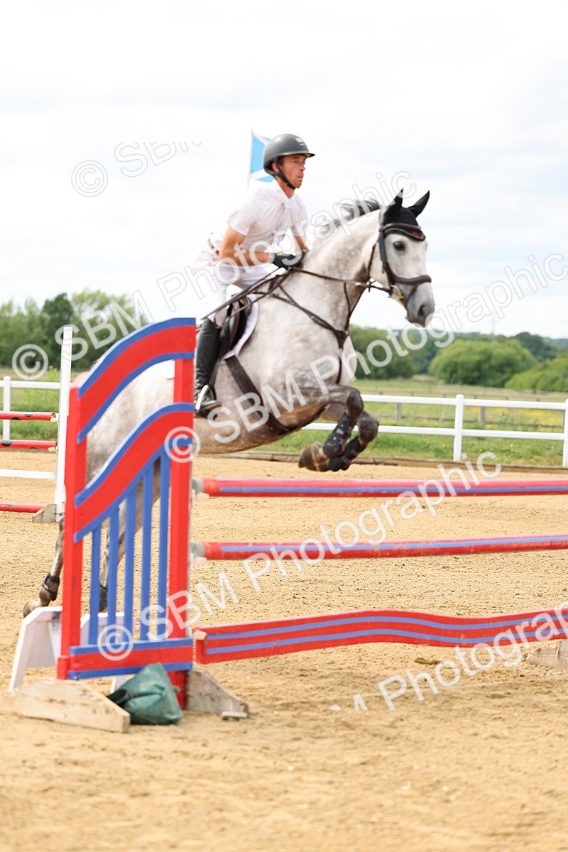 SBM_006103 - Class 19 - Senior Newcomers - 1.10m