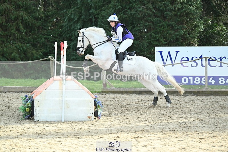 250309A-143110-01740 - Cls 03 90cm 13.50 to CW