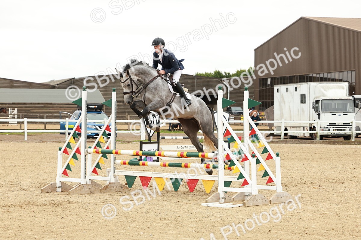 1I0A6725 - Class 2 - Senior British Novice