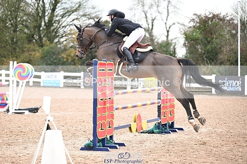 251105-131013-00637 - Cls 04 Newc & 1.10m Open