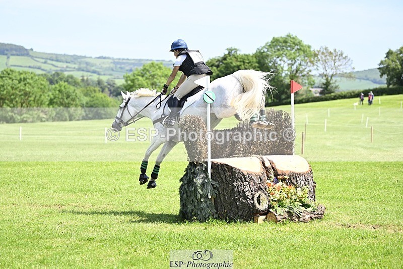 240525-131131-13657 - 112-DISCO_DONUT-Mahony_Knight