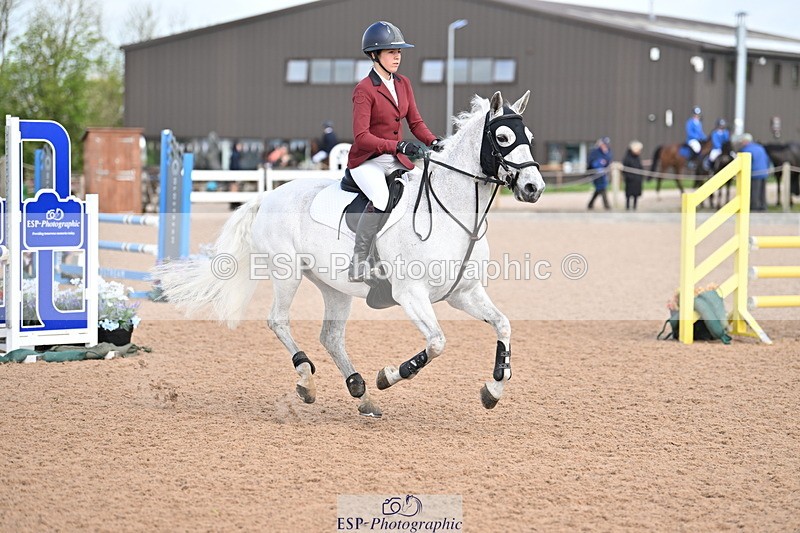 240506A-111215-08458 - Cls 3  Pony Discovery & 90cm Open