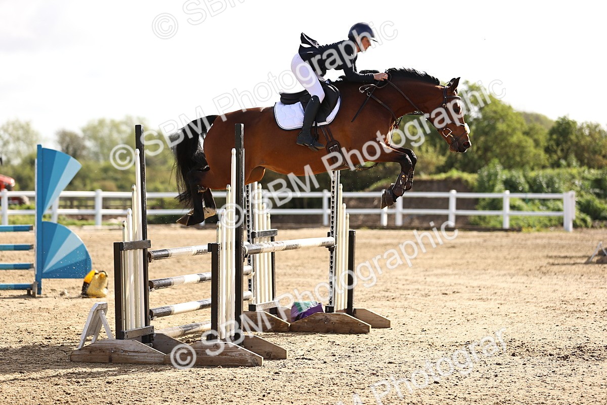 SBM_003008 - Class 15 - Senior British Novice - 90cm