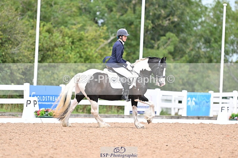 240817A-122424-08262 - 278-Chloe.Matravers-Fancy.pants