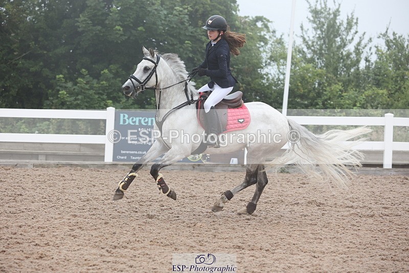 240630A-080610-11086 - Cls 30 British Novice and 80cm Open