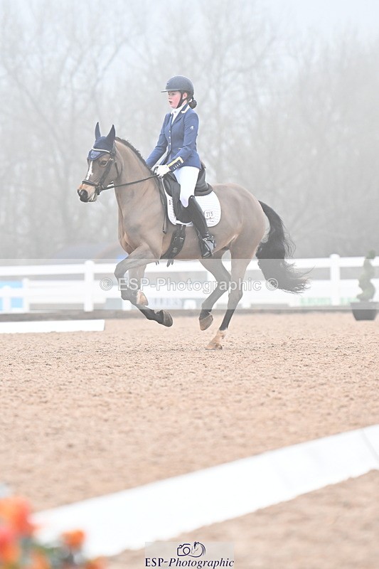 240217A-093122-00382 - 215-Olivia.Luscombe-Caederwin.Lady.Elinor