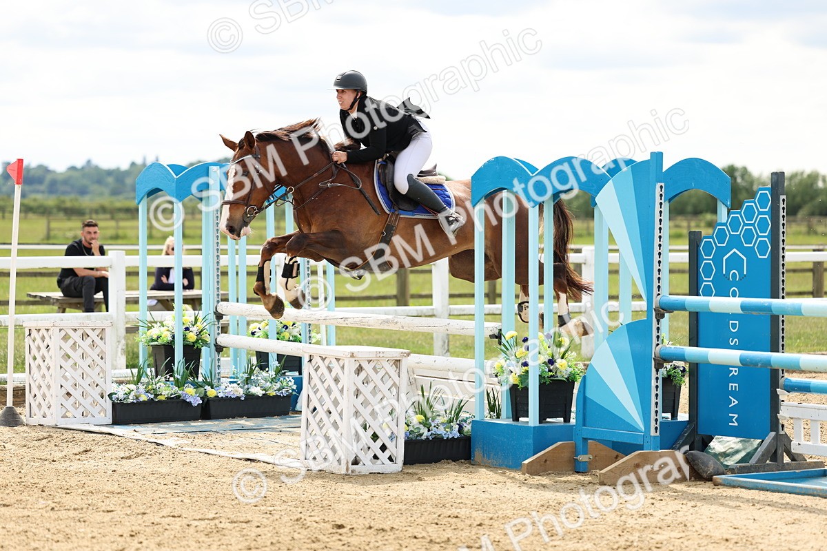 SBM_006034 - Class 19 - Senior Newcomers - 1.10m