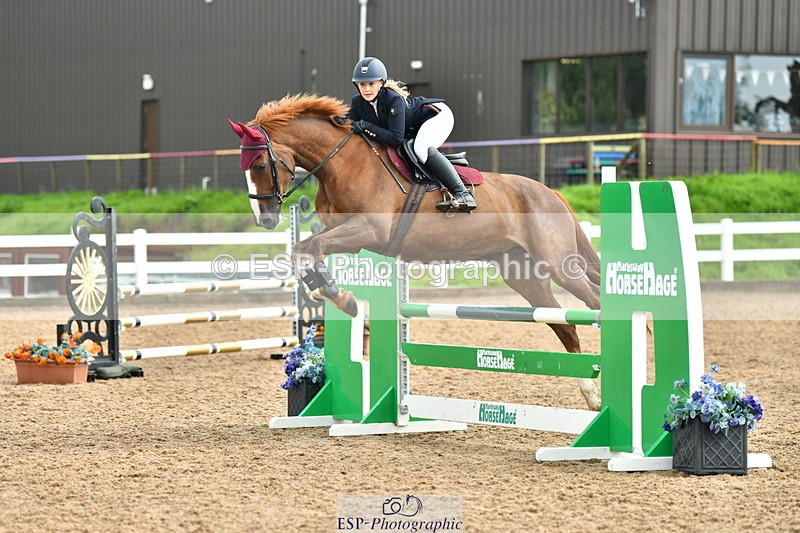 230812A-095123-07739 - Cls 25 A&B Brit nov & 90 Open