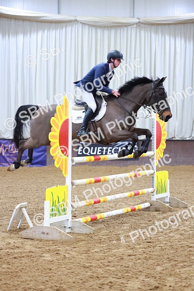 SBM_001512 - Class 4 - Senior Newcomers - 1.10m