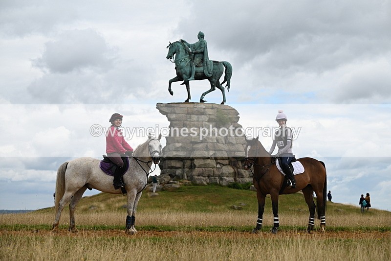 DSC_7225 - Time at Statue 12:45 to 13:15