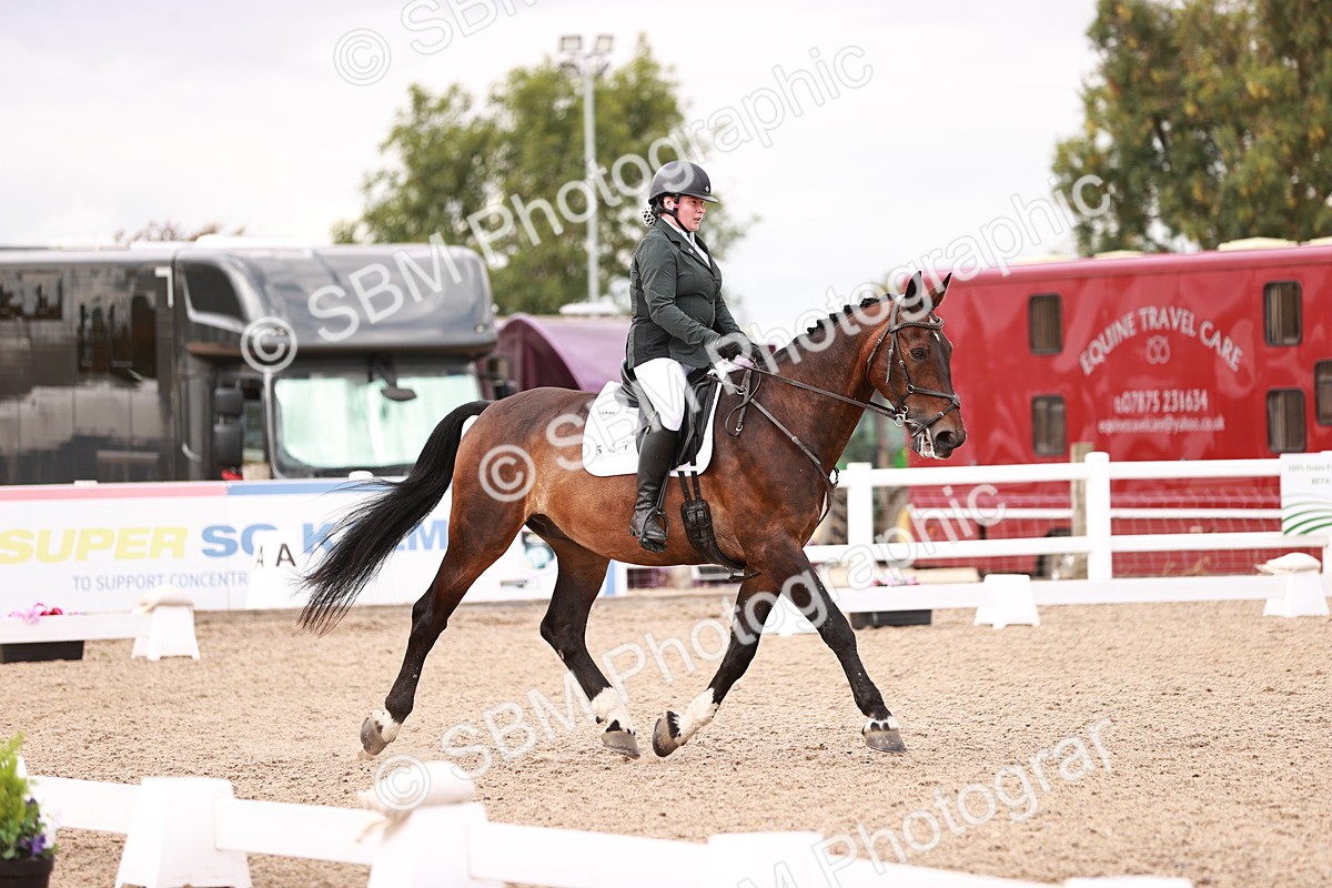 SBM_06360 - Class 37 - Novice 5