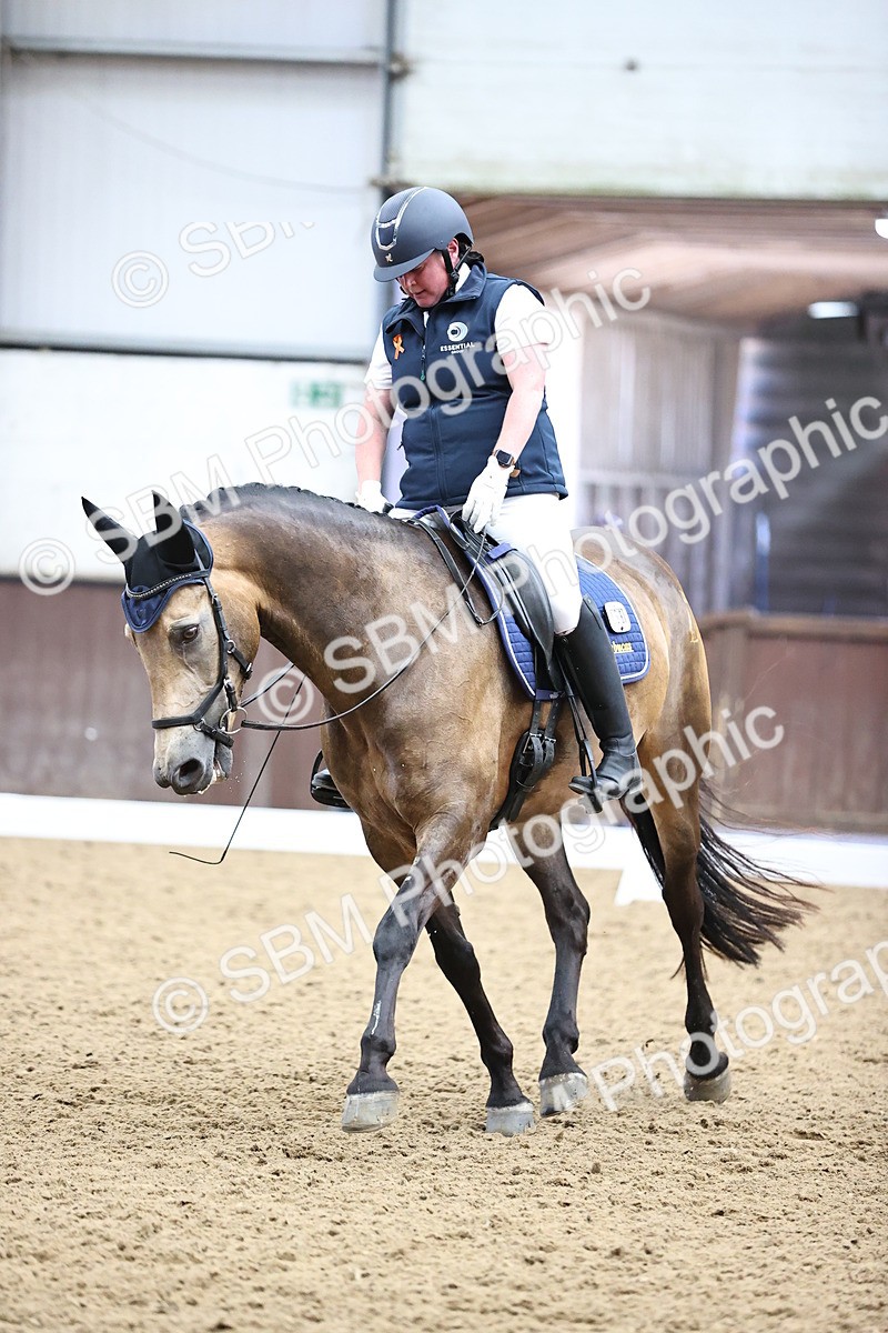 SBM_002410 - Novice 4 - 13.38-14.30