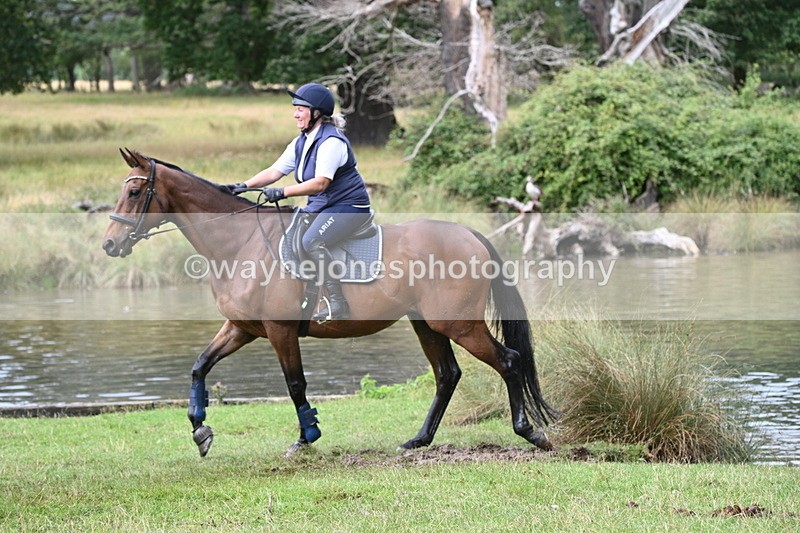 WJ7_1992 - Time at Water 11:14 to 11:36