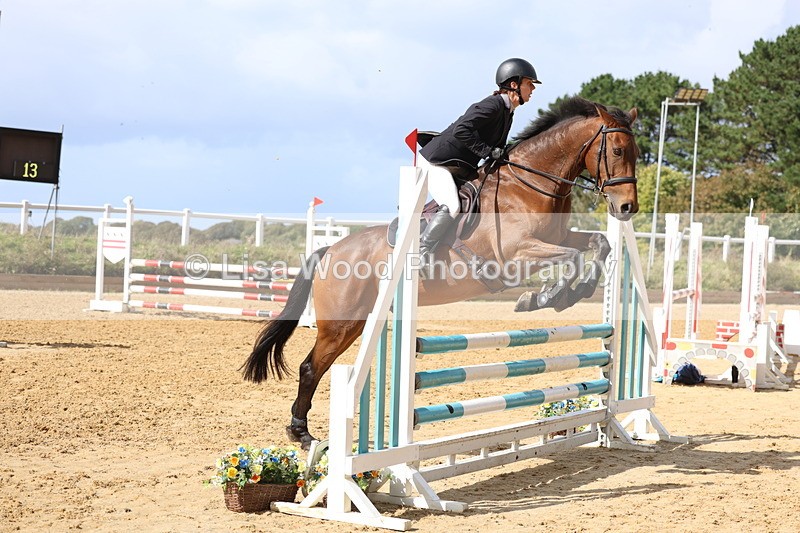 3E7A9785 - Class 10: Senior 95cm open