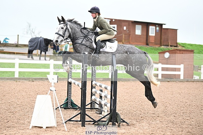 241023A-112206-00528 - Cls 1 British Novice and 90cm Open