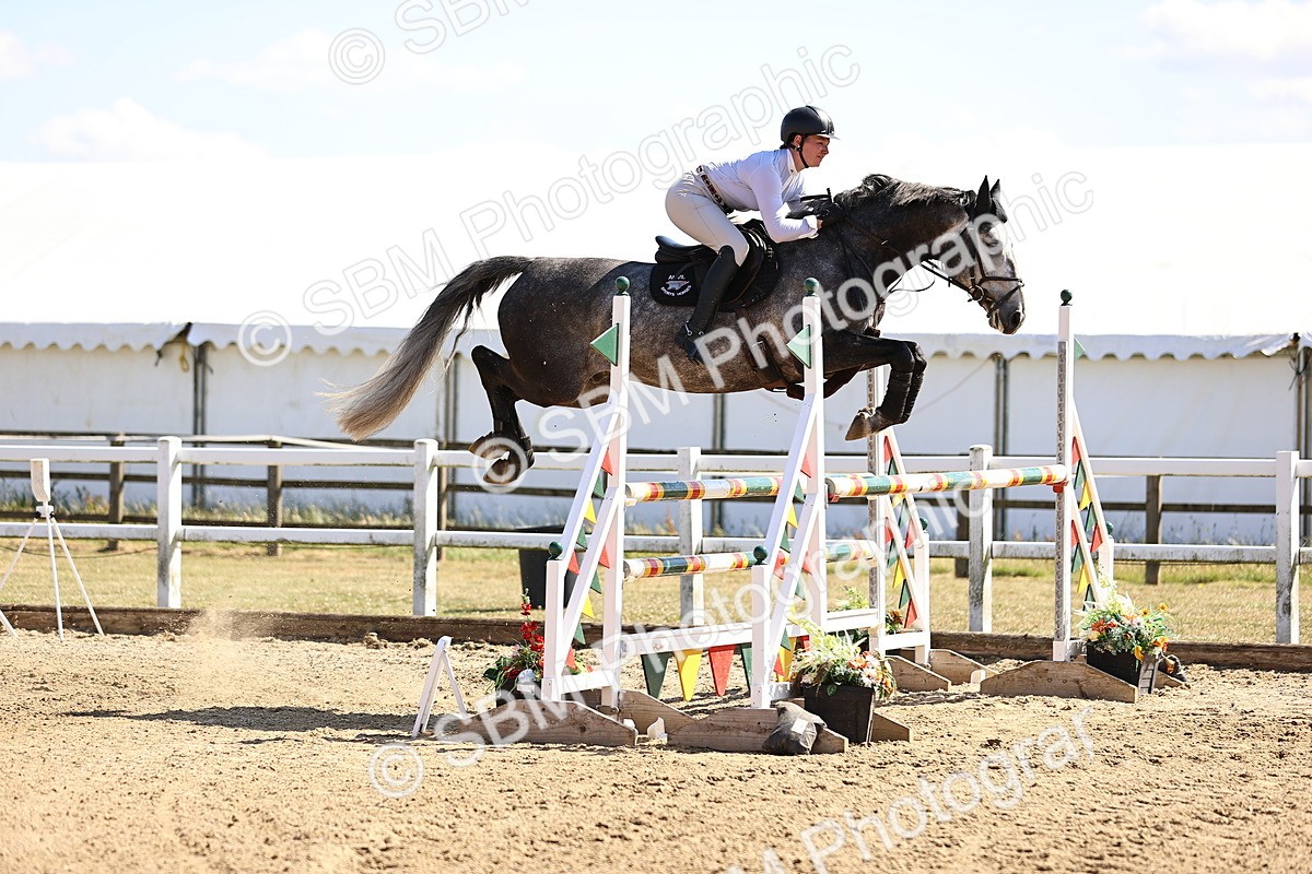 SBM_015422 - Class 16 - Senior foxhunter - 1.20m Open