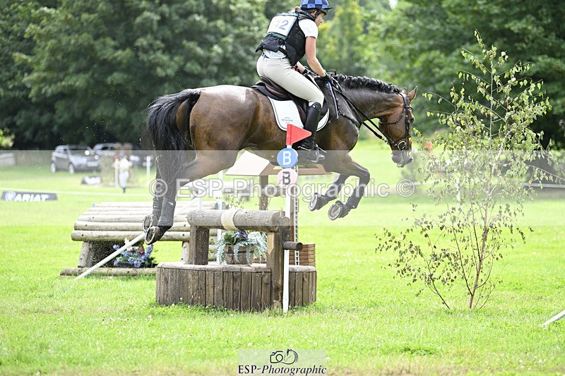 240804-112342-12017 - 412-Tilly_Swanton-QUINTUS_GRANDIA_Z