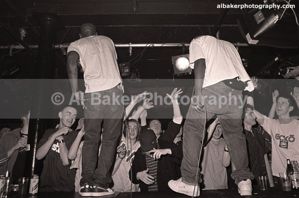 21 rodney-p  mr-tibbs - Friends-&-Family @ the-roadhouse 12.02.05