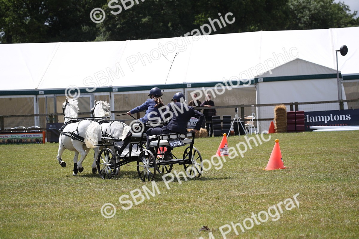 SBM_15372 - Class 90 - Scurry 122cm and Under