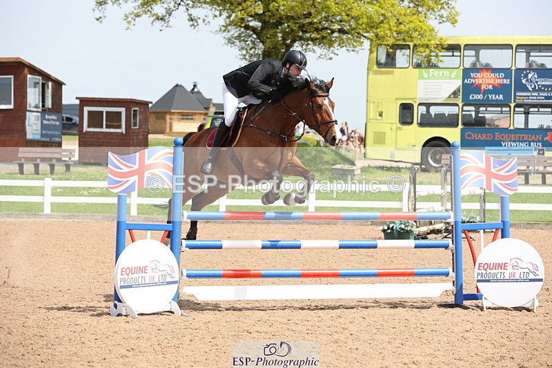 240510A-141906-07574 - Cls 17 1.05m National Am Quali