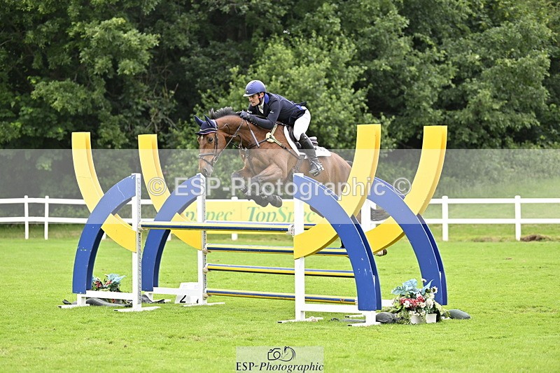 250613A-130925-02086 - Cls 3 Snr Foxhunter