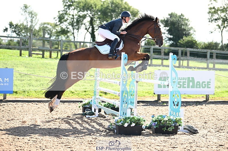 240913A-110407-03801 - Cls 14 Snr Newcomers