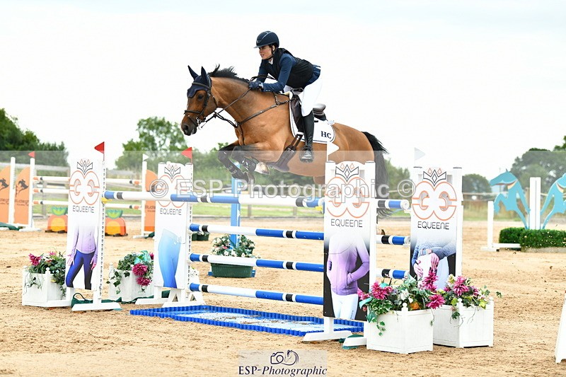 230720A-153240-03919 - Cls 9, 2 Star Big 1.40m Start to break