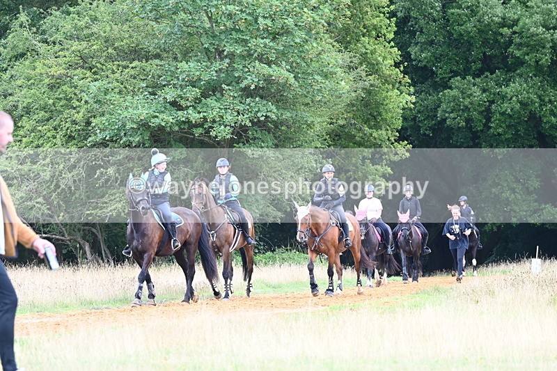 DSC_6700 - Time at Statue 12:45 to 13:15