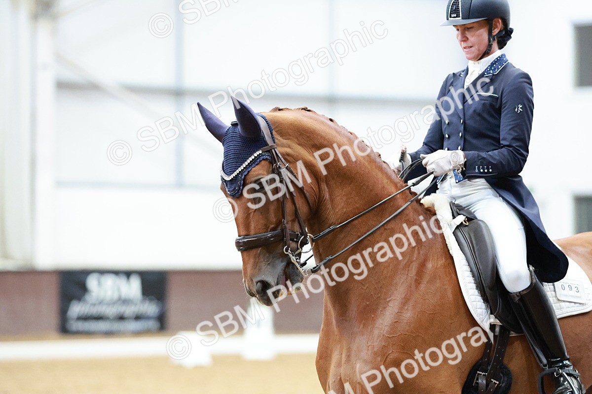 SBM_016345 - Class 5 - FEI INT II - 17.24-18.20