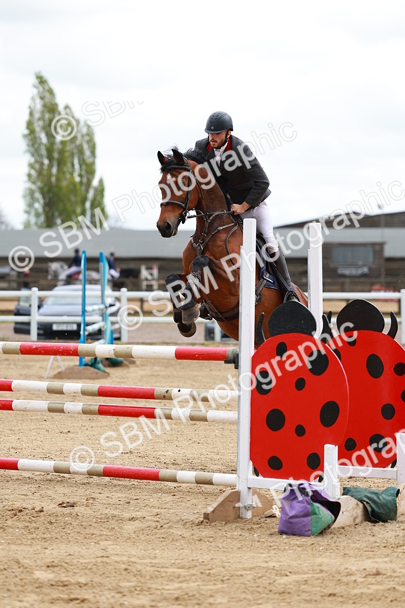 SBM_002319 - Class 10 - Senior Newcomers - 1.10m