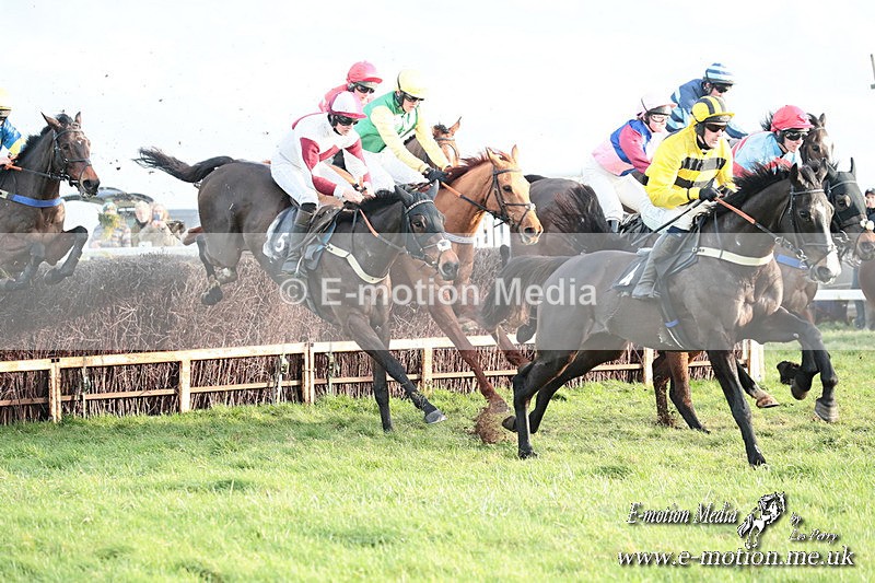 PtP 141225  2066 - New Forest Hounds PtP Larkhill 14/12/25