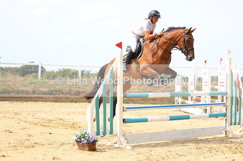 3E7A4233 - Class 7: Senior Newcomers/1.10m open