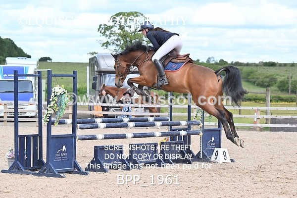 BPP_1961 - CLASS 18 SUN British Novice/ 90cm Open