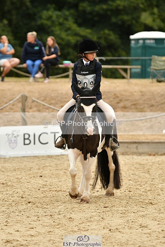 250820A-145320-08958 - Round 2, 13.45 to 14.45 Break