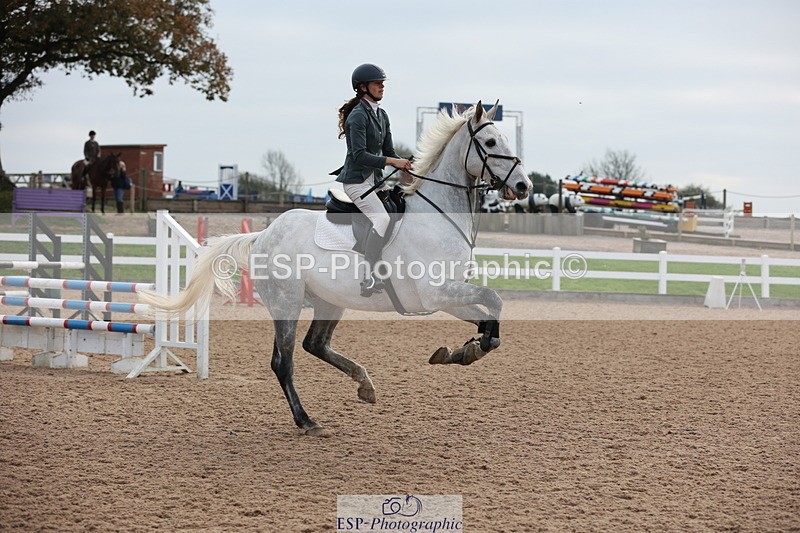 241101A-084022-00346 - FRI Cls 2 British Novice and 90cm Open