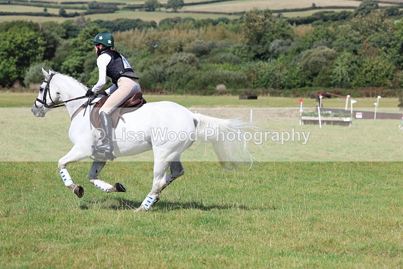 3E7A6596 - Class 1: Trebudannon Open: Pheasant Feeder