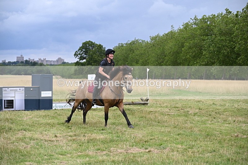 WJ6_3072 - Time at Jump 11:06 to 11:40