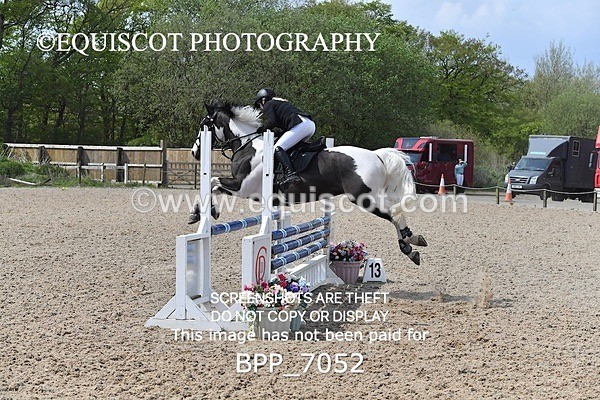 BPP_7052 - CLASS 5 FRI Veterans Show Jumping