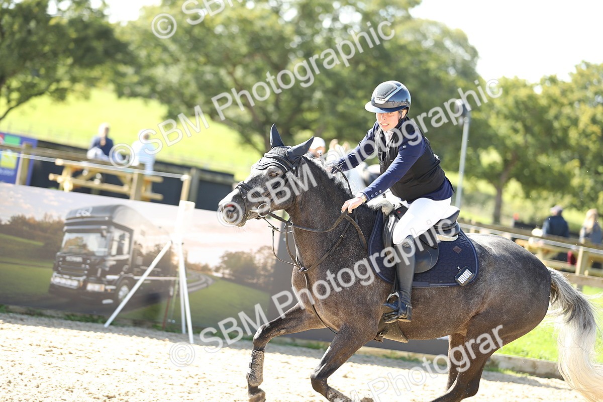 SBM_04681 - J28 - Senior Horse & Pony 60cm Championships