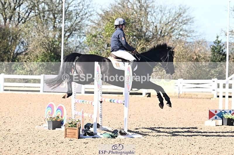 260318B-095049-00004 - Clear Round & Brit Nov 90cm
