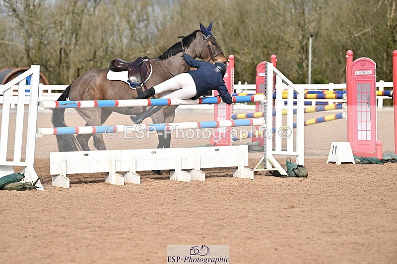 240224A-121250-03596 - Cls 11 Snr 1.05m and 1.10m Open