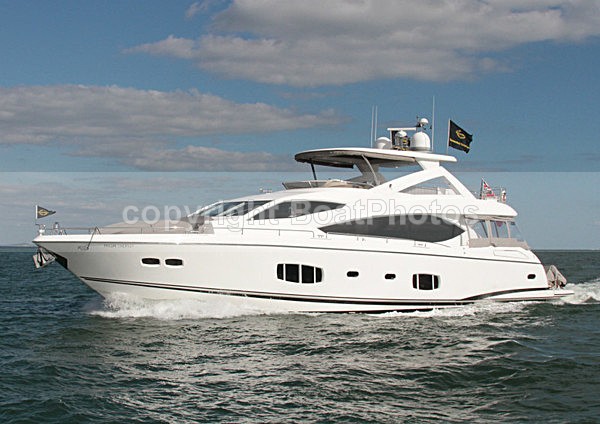 110829 SUNSEEKER CHARTERS HIGH ENERGY IMG_4468 - Flybridge Cruisers
