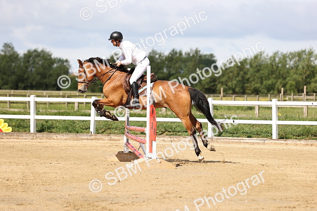 SBM_001916 - Class 8 - Clear Round