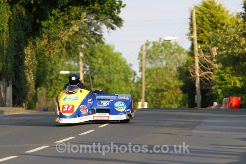 TT148604 - Tuesday Practice - Sidecars
