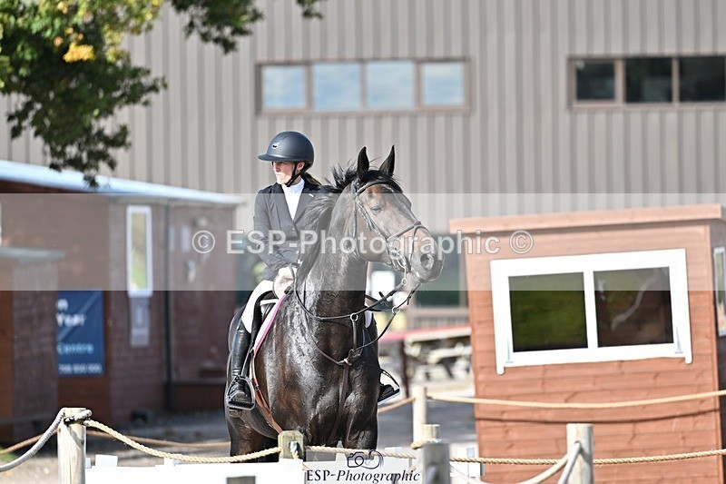 251001-151143-00533 - Cls 6 Foxhunter and 1.20m Open